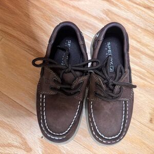 Boys 10.5 brown Sperry boat shoes